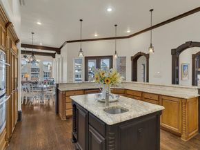 715  Winding Bend Circle , Highland Village Texas 75077