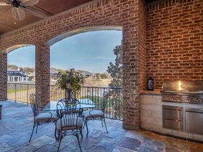 715  Winding Bend Circle , Highland Village Texas 75077