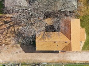 953 E Lowden Street , Fort Worth Texas 76104