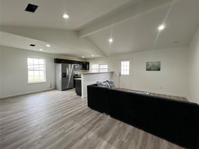 1009  Dawnview Street , Arlington Texas 76014