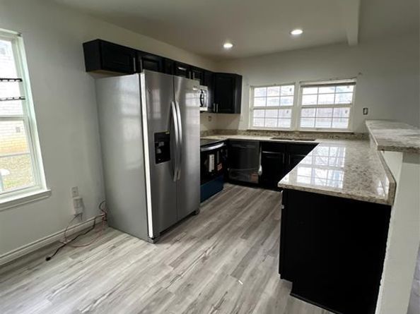 1009  Dawnview Street , Arlington Texas 76014