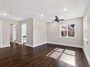 806  Denton  , Denton Texas 76201