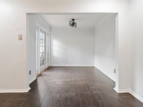 4323  Brown Street  139, Dallas Texas 75219