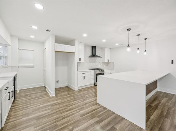 2800  Sadler Avenue , Fort Worth Texas 76133