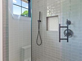 6446  Lange Circle , Dallas Texas 75214