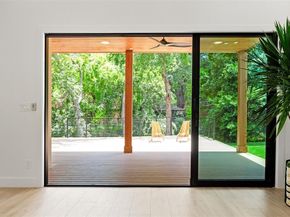 6446  Lange Circle , Dallas Texas 75214