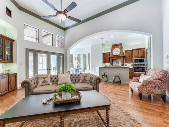 4561  Venetian Way , Frisco Texas 75034