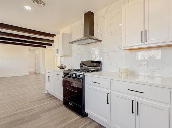 6229  Warrington Place , Fort Worth Texas 76112