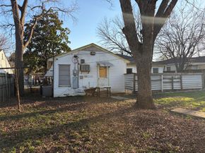 3013  Emmett Street , Dallas Texas 75211