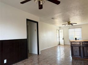 3013  Emmett Street , Dallas Texas 75211