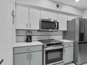 2200 W Park Boulevard  1004, Plano Texas 75075