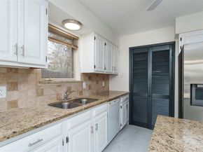 3709  Ravenhill Lane , Arlington Texas 76016