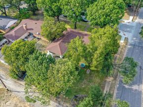 3483  Navajo Circle , Dallas Texas 75224