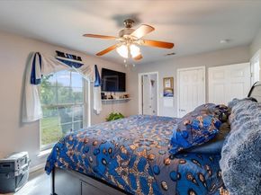 3483  Navajo Circle , Dallas Texas 75224