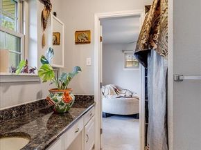 3483  Navajo Circle , Dallas Texas 75224