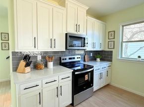 2864  Burchill Road , Fort Worth Texas 76105