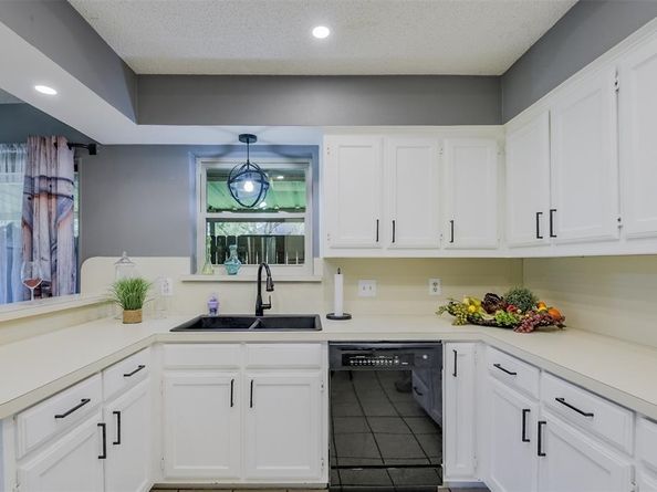 257  Spring Brook Drive , Mansfield Texas 76063