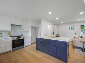 10877  Mandalay Drive , Dallas Texas 75228