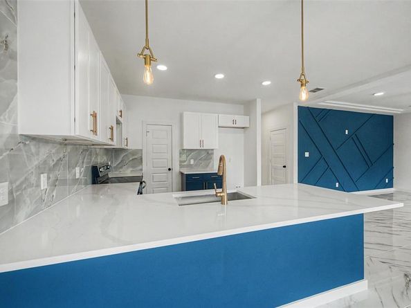 4617  Merida Avenue , Fort Worth Texas 76115