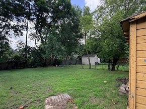 3906  Metropolitan Avenue , Dallas Texas 75210