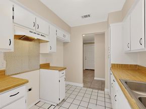 5908  Willow Valley Drive , Arlington Texas 76017
