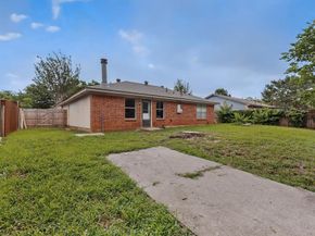 5908  Willow Valley Drive , Arlington Texas 76017