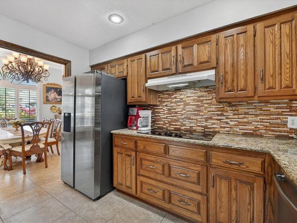 2317  Meandering Way , Arlington Texas 76011