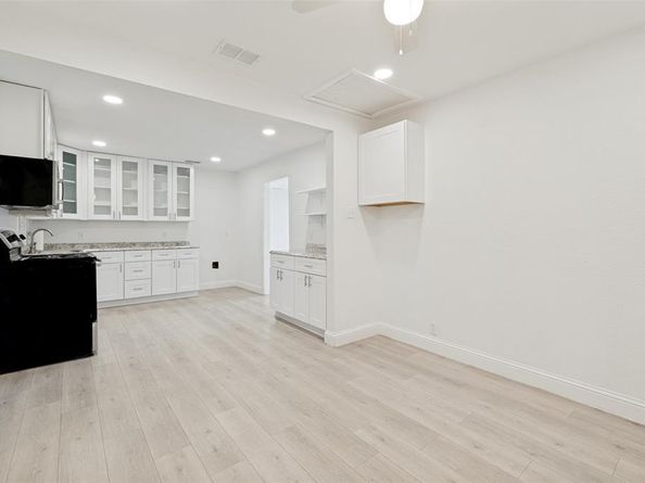 2711  San Diego Drive , Dallas Texas 75228