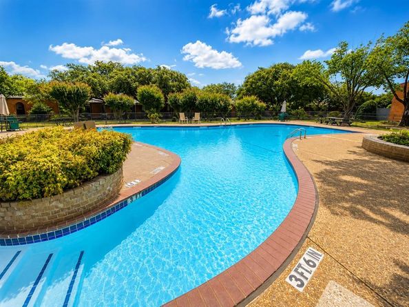 3206 S Fielder Road  107, Arlington Texas 76015