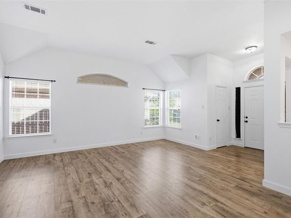 4724  Grant Park Avenue , Fort Worth Texas 76137