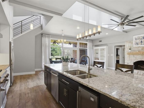 3217  Golfing Green  , Farmers Branch Texas 75234