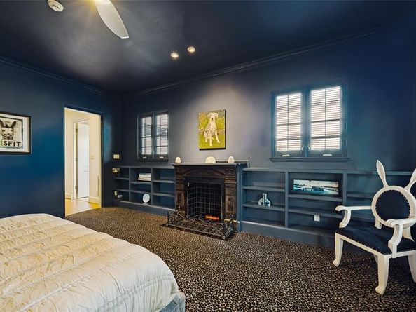2203  Allen Street , Dallas Texas 75204
