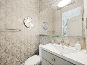2203  Allen Street , Dallas Texas 75204