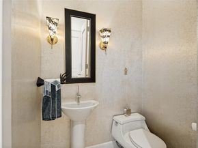 2203  Allen Street , Dallas Texas 75204