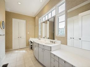2203  Allen Street , Dallas Texas 75204