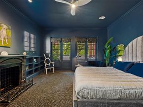 2203  Allen Street , Dallas Texas 75204