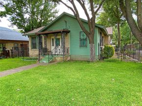 1001  Grandview Avenue , Dallas Texas 75223