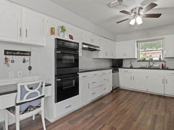 1400  Rusdell Drive , Irving Texas 75060