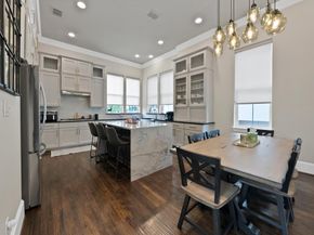 406  Mills Street , Fort Worth Texas 76102