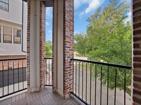 406  Mills Street , Fort Worth Texas 76102