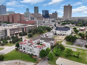 406  Mills Street , Fort Worth Texas 76102