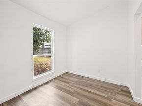 214  Valley Forge Lane , Arlington Texas 76002
