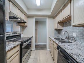 708  Baruna Circle , Garland Texas 75043