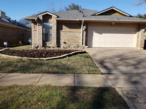 1307  Boardwalk Street , Arlington Texas 76011