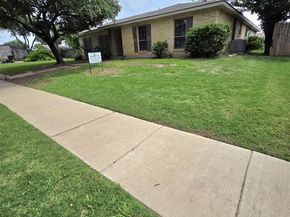 3126  Oak Hill Road , Carrollton Texas 75007