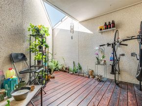 5505  Live Oak Street  107, Dallas Texas 75206