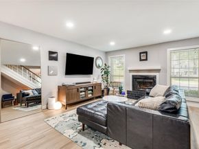 5505  Live Oak Street  107, Dallas Texas 75206