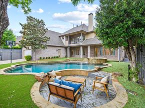 6828  Chevy Chase Avenue , Dallas Texas 75225