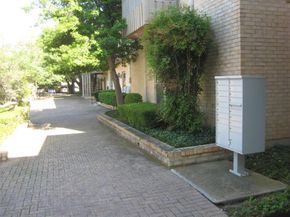 4320 S Bellaire Drive S 114W, Fort Worth Texas 76109