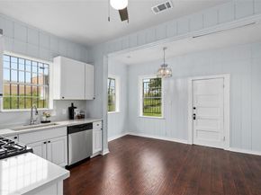 2124  21st Street , Fort Worth Texas 76164
